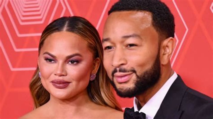 Chrissy Teigen and John Legend welcome baby No. 4