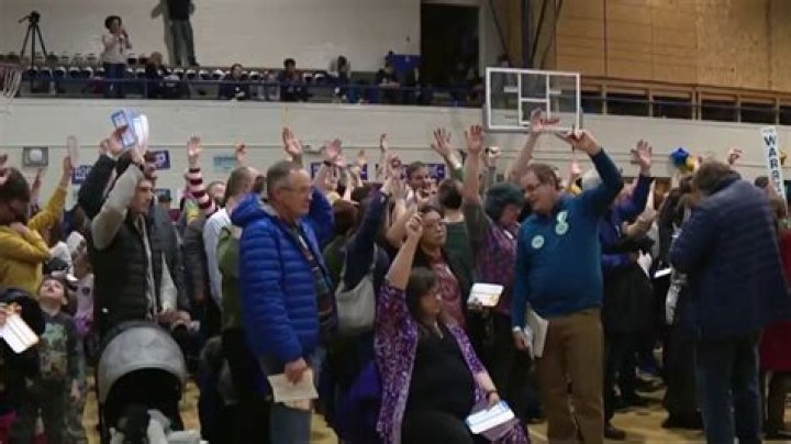 How the Iowa caucuses work 