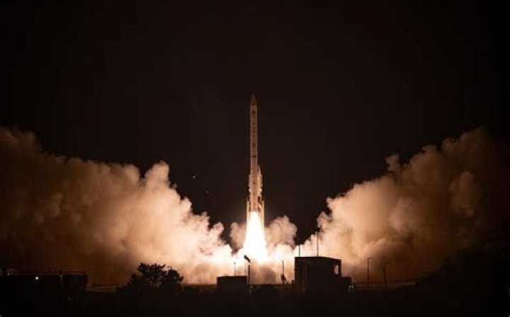 Israel launches Ofek spy satellite