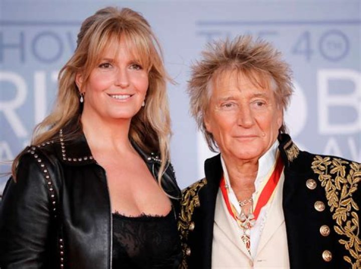 Rod Stewart’s wife was taunted for gaining weight – the rockstar has perfect reply